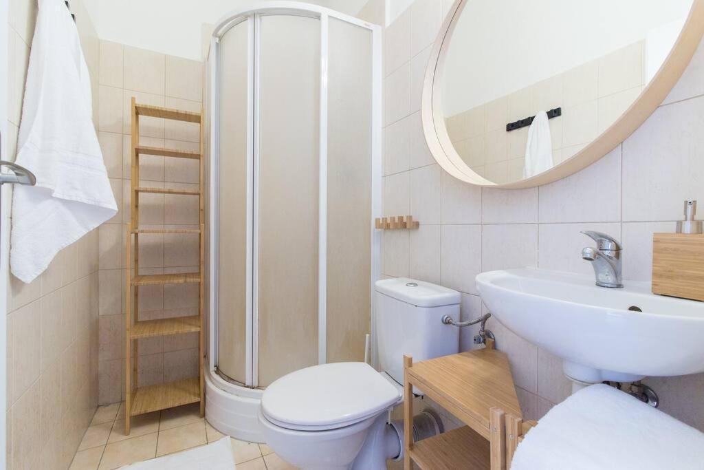 Ferienwohnung Studio In The Historic Center Prag Exterior foto